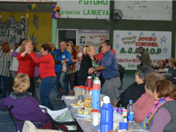 La Secretaría de Promoción Social, a través del Consejo Municipal de la Tercera Edad, informó que este sábado 22 de septiembre se realizará el festejo en el marco del Día del Jubilado destinado a toda la comunidad de adultos mayores de la ciudad.