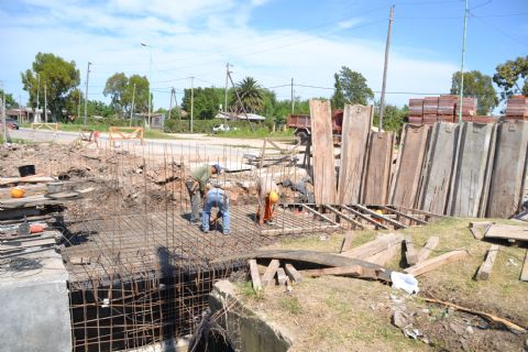 Slezack evaluó la respuesta de las obras hidráulicas frente a las fuertes lluvias