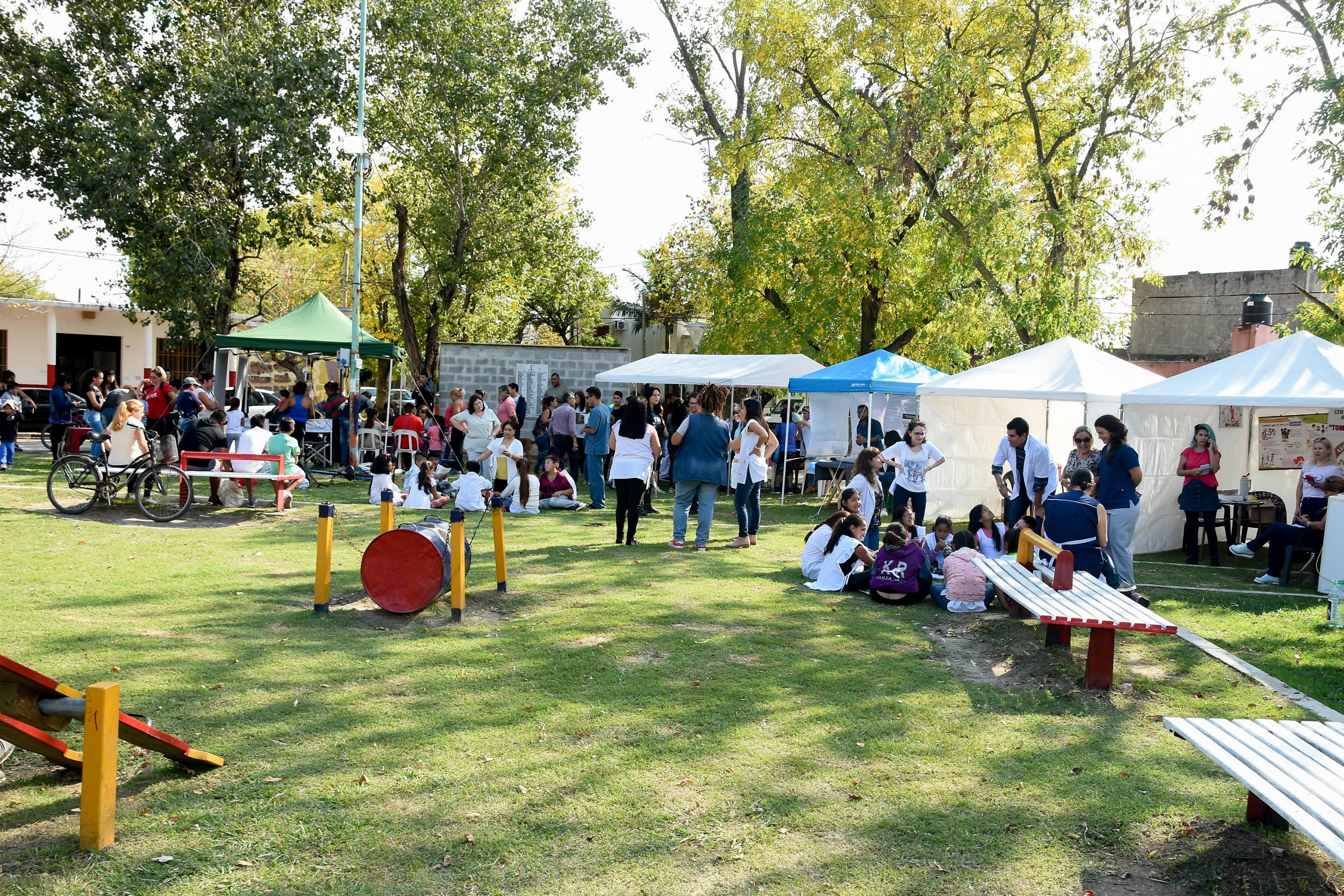 La Secretaría de Salud de la Municipalidad de Berisso, llevó adelante este jueves una nueva jornada del Programa “Salud te Encuentra”, la que en este caso se desarrolló en la Plaza Manuel Belgrano ubicada en calle 124 y 6 (ex 63) del barrio Villa Argüello.