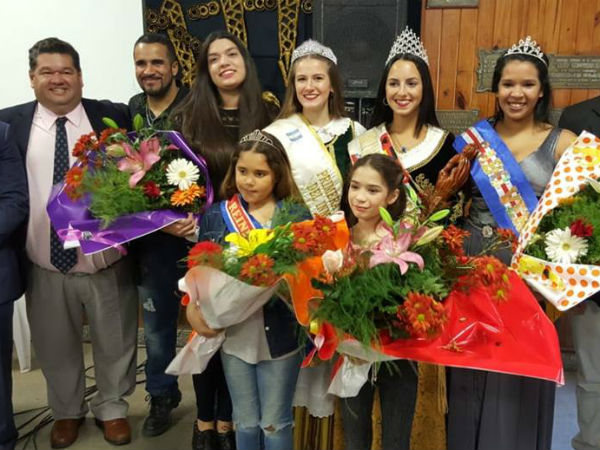 En el marco de una nueva edición de la Fiesta provincial del Inmigrante, el pasado domingo 12, se llevó a cabo la Jornada Cultural por el 43° aniversario de la Independencia de Cabo Verde en la sede de la Colectividad Caboverdeana de Ensenada, evento que contó con la presencia del Ministro de Negocios Extranjeros, Comunidades y de Defensa de Cabo Verde, Luís Filipe Lopes Tavares, quien efectuó anuncios importantes para la Colectividad, y del intendente municipal de Berisso, Jorge Nedela.
