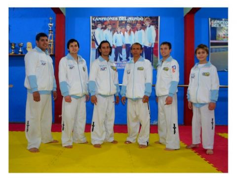 Esperanzas renovadas para la escuela de Aníbal Fernández de cara al Mundial de Taekwondo