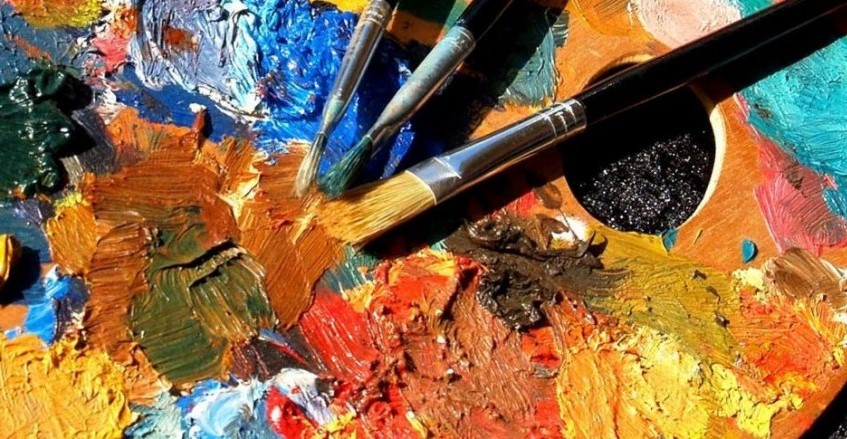 La dirección de Cultura informó que este viernes 23 de junio, a las 19, en la sede de Casa de Cultura, se inaugurará la muestra interdisciplinaria denominada “Sentimientos de Berisso” a cargo del taller de artes plásticas que dicta la profesora Miriam Frida y el taller de Fotografía e Identidad a cargo de los profesores Viviana Orosco e Indalecio Guasco.