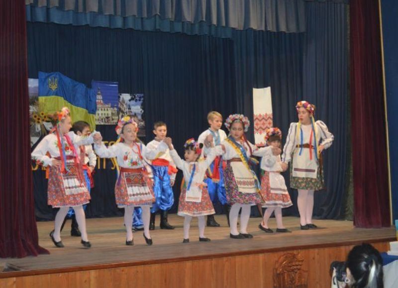 La Coordinación de Colectividades Extranjeras de la Municipalidad de Berisso informó que está abierta la inscripción para que sus ballets infantiles sean parte de la 15ª edición de la Fiesta del Vino de la Costa, a realizarse el fin de semana del 7 y 8 de julio en el Gimnasio Municipal (9 y 169).