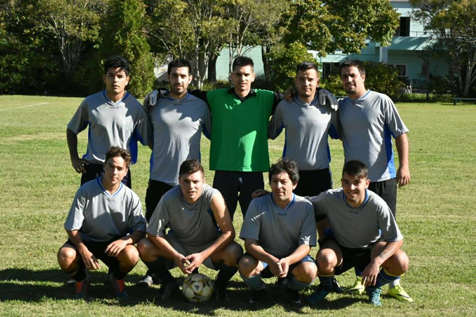 El pasado sábado 14 y con gran presencia de asistentes, se disputó la primera jornada del 6º Torneo de Fútbol Inter-Colectividades Copa “Berisso, Capital Provincial del Inmigrante”, con la participación de diez equipos representativos de las Colectividades.