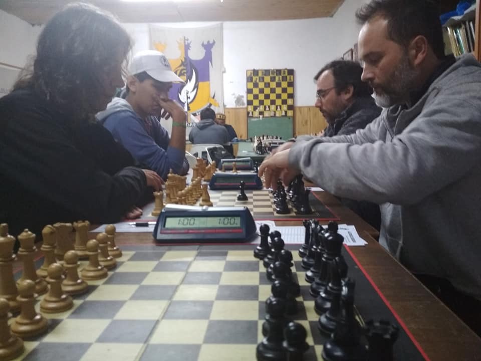 El próximo viernes 30 de noviembre se llevará a cabo en el Centro de Fomento Unión Vecinal sito en calle 14 entre 153 y 154, la final del circuito anual denominado “Prix de Ajedrez Berisso 2018”, organizado por dicha institución y la Escuela Municipal de Ajedrez y, auspiciado por Comivet Metalúrgica y ATE seccional Berisso.