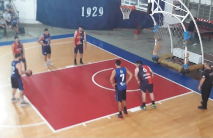 El CEyE sumó una victoria importante en Ensenada por 66 a 49 ante un desdibujado Náutico. Gracias a un muy buen inicio del segundo parcial y apoyados en el juego de Chiti y Castello, el conjunto de la bajadita liquidó toda opción Sabalera con una letal racha de 11 a 0 y que le sirvió como bandera para mantener a su gusto el desarrollo de todo el juego.