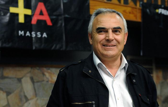 El Frente Renovador ya dispuso la presentación de su lista. Lo hizo en un marco tenso, ya que no logró acordar con el sector del GEN que presionará hasta último momento para integrar un lugar potable en la nómina, caso contrario, participará de las PASO.