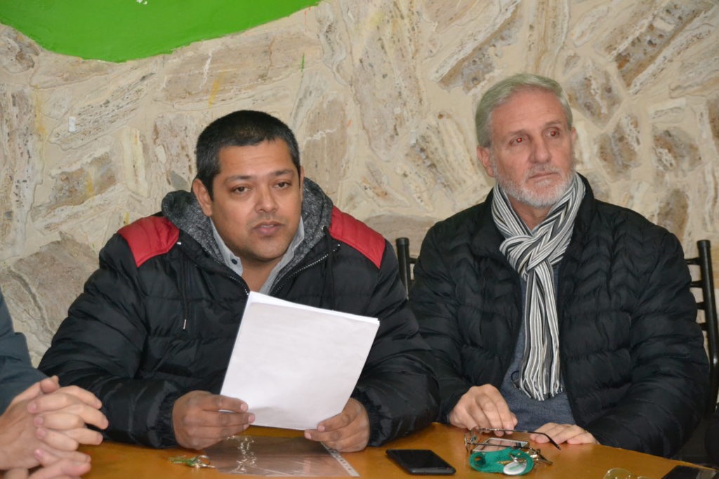 Tras las imágenes que circularon del acto que se llevó a cabo en el Sindicato de Trabajadores Municipales de La Plata, donde el secretario general del organismo berissense, Jorge Rodríguez, fue fotografiado junto al precandidato a vicepresidente Miguel Ángel Pichetto y al intendente Jorge Nedela, entre otros, la estructura gremial emitió un comunicado.