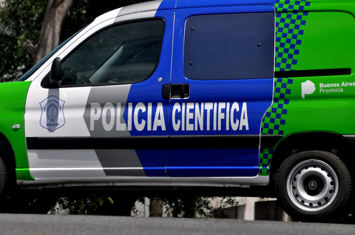 Personal policial fue informado sobre la existencia de dos personas fallecidas en un domicilio de calle 94 entre 124 y 125.