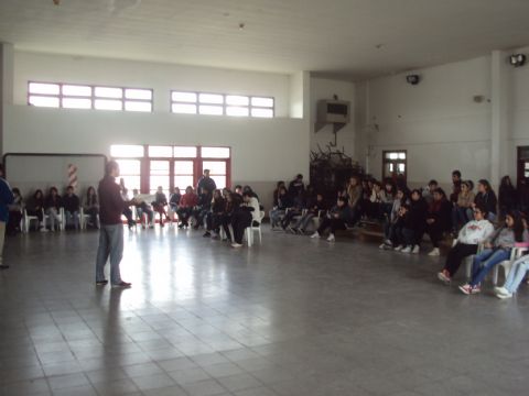 El Programa "Yo quiero a mi Bandera” pasó por la Secundaria Nº 2