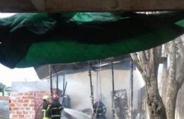 Incendio afectó seriamente a una vivienda de 145 entre 10 y 11