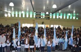 Más de 600 alumnos realizaron su promesa de lealtad a la Bandera