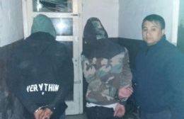 Dos jóvenes detenidos tras persecución de 15 cuadras