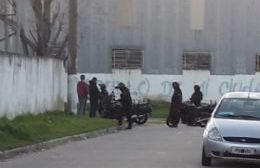 Operativos cerrojo en los barrios de Berisso