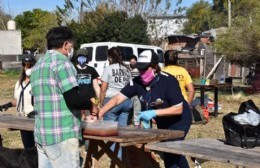 Scouts de Argentina y de Franja en Progreso distribuyeron cerca de 200 viandas