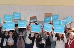 Nueva entrega de notebooks: el turno para alumnos de La Franja