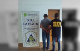 Ensenada: un bombero voluntario fue detenido acusado de abusar de su hijastro de 3 años