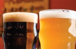 Cerveceros locales la pasan mal por la crisis, pero resisten: "Apostamos a Berisso"