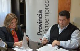 La comuna firmó un convenio de colaboración con Provincia Microempresas S. A.