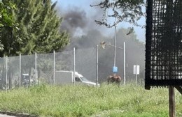 Vecinos alarmados por quema de gomas en las inmediaciones de TecPlata