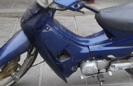 Atrapan a dos adolescentes que circulaban en una moto robada