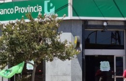 Conflicto en Banco Provincia: personal de seguridad se defiende ante difamación de un vecino