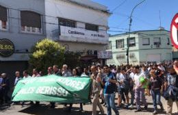 Trabajadores municipales movilizan a la comuna