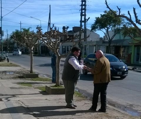 Nedela junto a los vecinos y comerciantes de Villa Zula