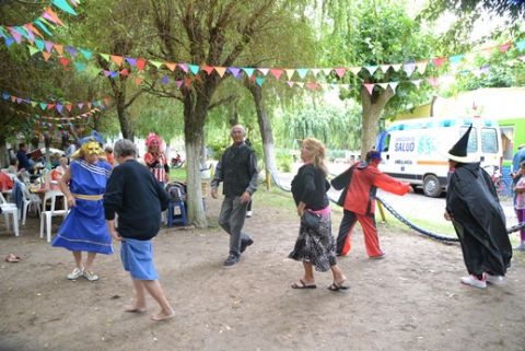 Actividades recreativas para los abuelos en la colonia de vacaciones