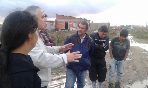 Celi se reunió con vecinos de Villa Nueva