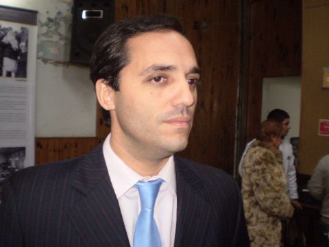 Mincarelli suspendió su cierre de campaña