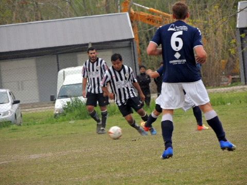 La “Cebra” no pudo con Tolosano pero se mantiene en lo más alto