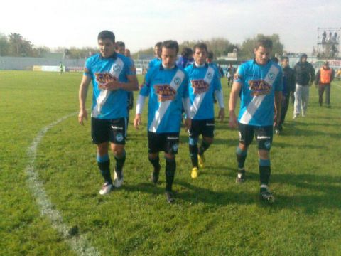 Villa San Carlos cayó 1-3 ante Instituto