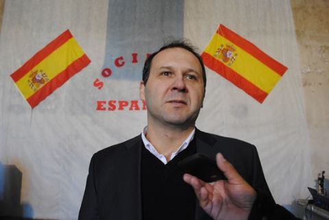 El vicecónsul español quiere que todos los municipios tengan representantes en la elección de la Reina