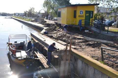 Construcción del nuevo embarcadero en las cercanías del Puente “3 de Abril”