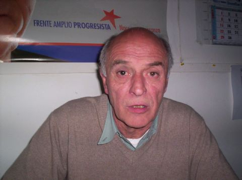 Casellas criticó el “clientelismo político” porque “se le da al vecino un terreno inundable”