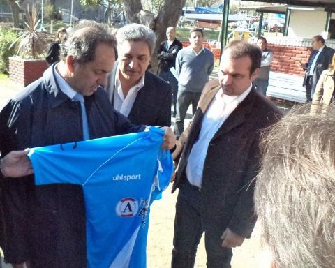 Scioli visitó las obras del Terraplén Costero y la terminal portuaria