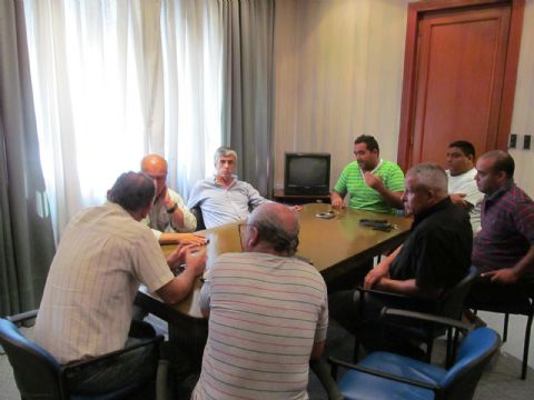 Fructífera reunión entre el municipio y el sindicato de peones de taxis