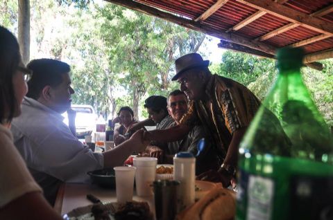 El intendente visitó el Centro Tradicionalista El Biguá
