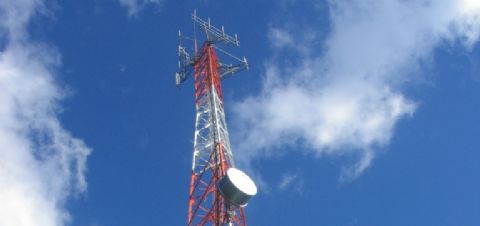 Advierten por el proyecto que habilita a instalar antenas de telefonía celular en propiedades privadas