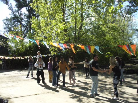 Festejos de primavera en Isla Paulino