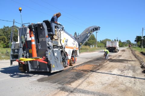 Avanzan las obras de reparación de la Ruta Provincial Nº 15