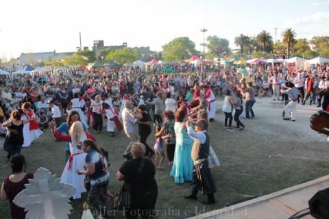 Multitudinario cierre de la Fiesta del Provinciano