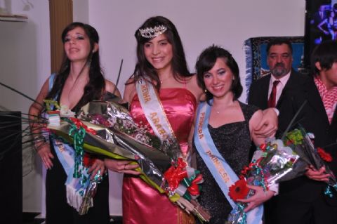 Certamen de elección de Reina de la colectividad árabe