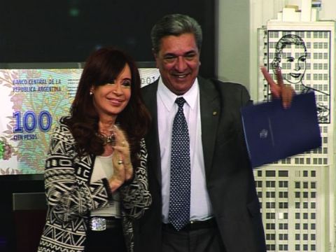 Slezack recibió de manos de la Presidenta el certificado del Parque Industrial