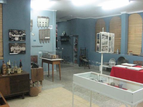 No todo es McDonald's y consumismo: Tarde de los museos en Berisso
