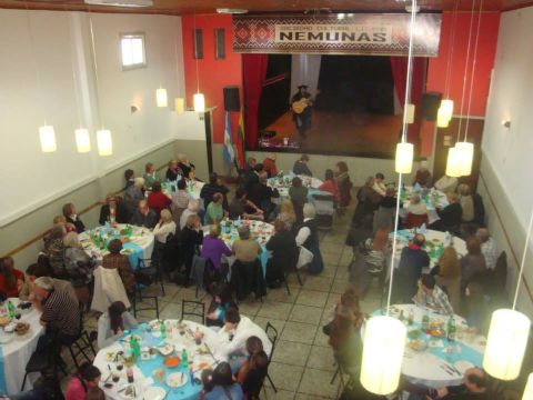 Se viene el tradicional almuerzo del 25 de mayo en “Nemunas”