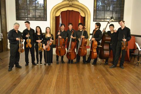 La Camerata brilló en el concierto de fin de año