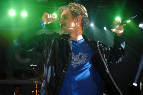 Berisso festejó al ritmo de Los Cafres: “Gracias por invitarnos, es un gran honor estar acá”