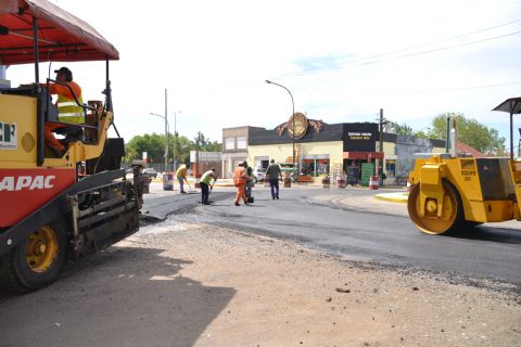 Obras viales en rotondas y rutas provinciales en distintos puntos de la ciudad